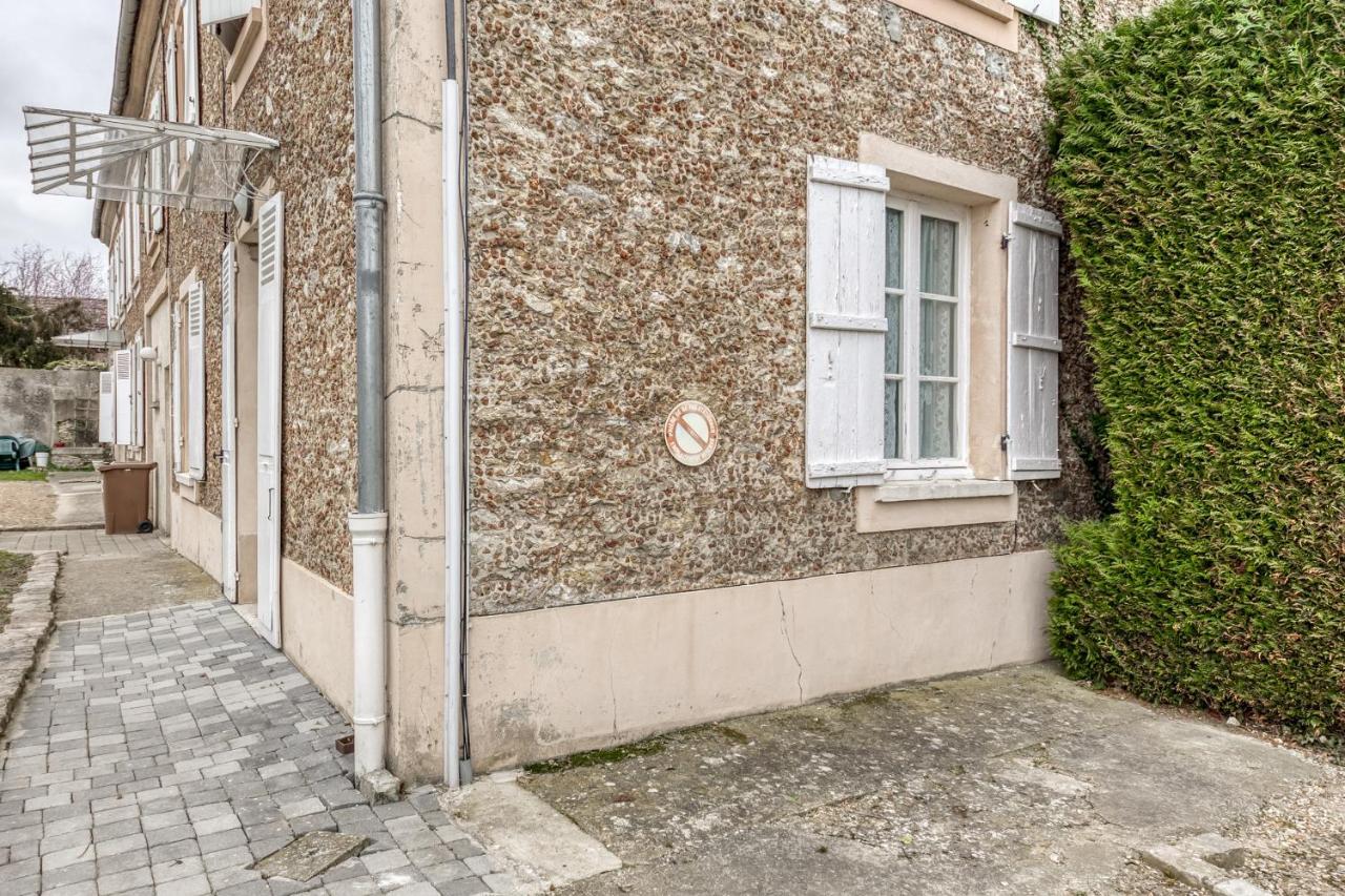 Paris A La Campagne-Parking Gratuit-Proche Versailles La Queue-les-Yvelines Esterno foto